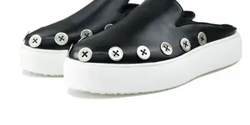 Tavaszi, nyári új termékek Baotou húzza a gombot alkalmi Müller cipő divat félig húzza lusta férfi cipő